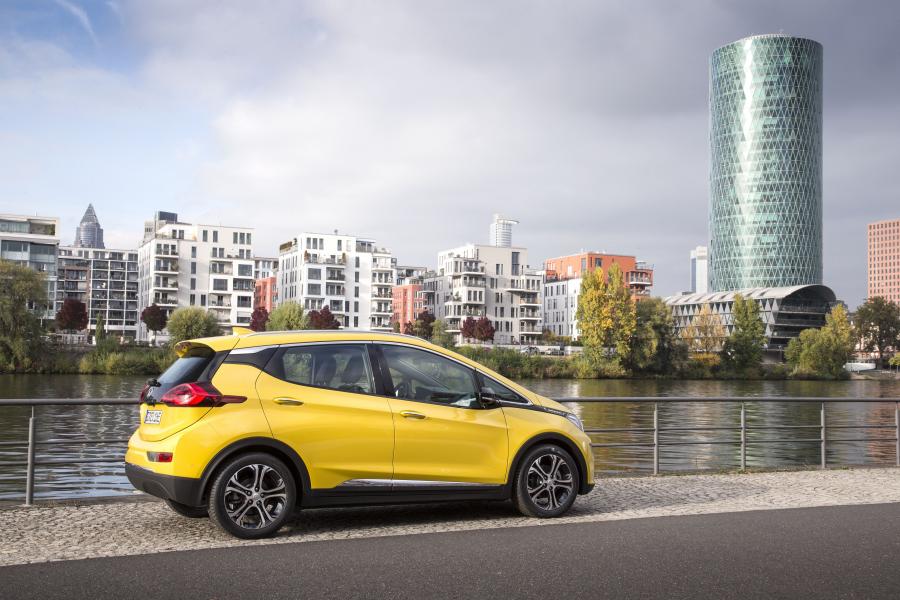  Opel Ampera-e 2016 года  (фото 21 из 44)